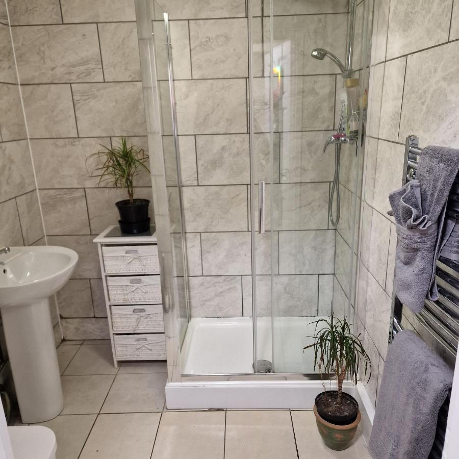 Quin Homes Бирмингем Экстерьер фото